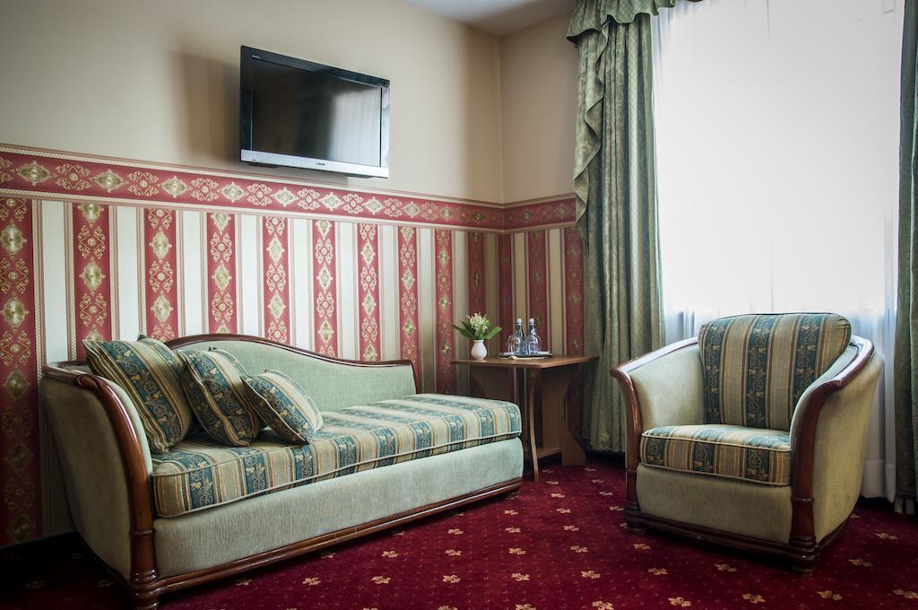 Mikołajki Hotel Mazurski Dworek חדר תמונה